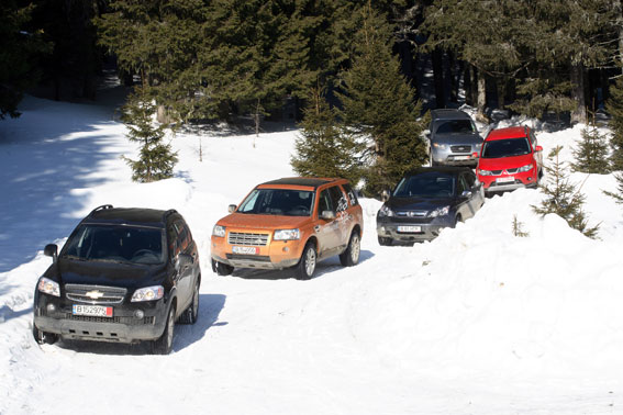 Outlander vs. Freelander2 vs. Captiva vs. CR-V vs. Santa Fe