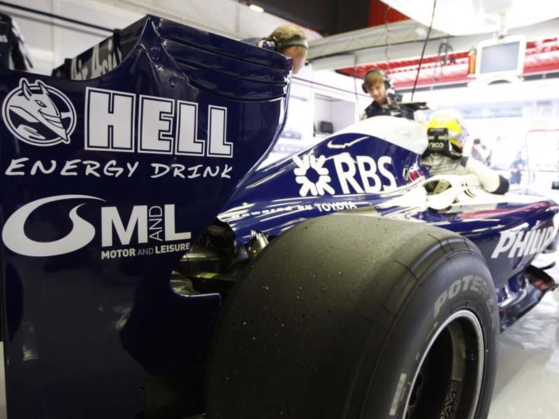 HELL Energy Drink pe grila de start a Formulei 1