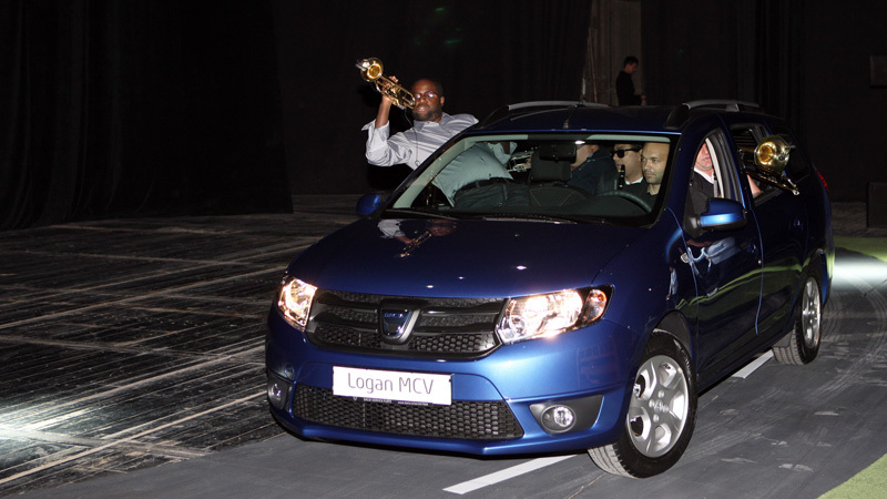  Noul Logan MCV porneşte de la 7.790 euro 