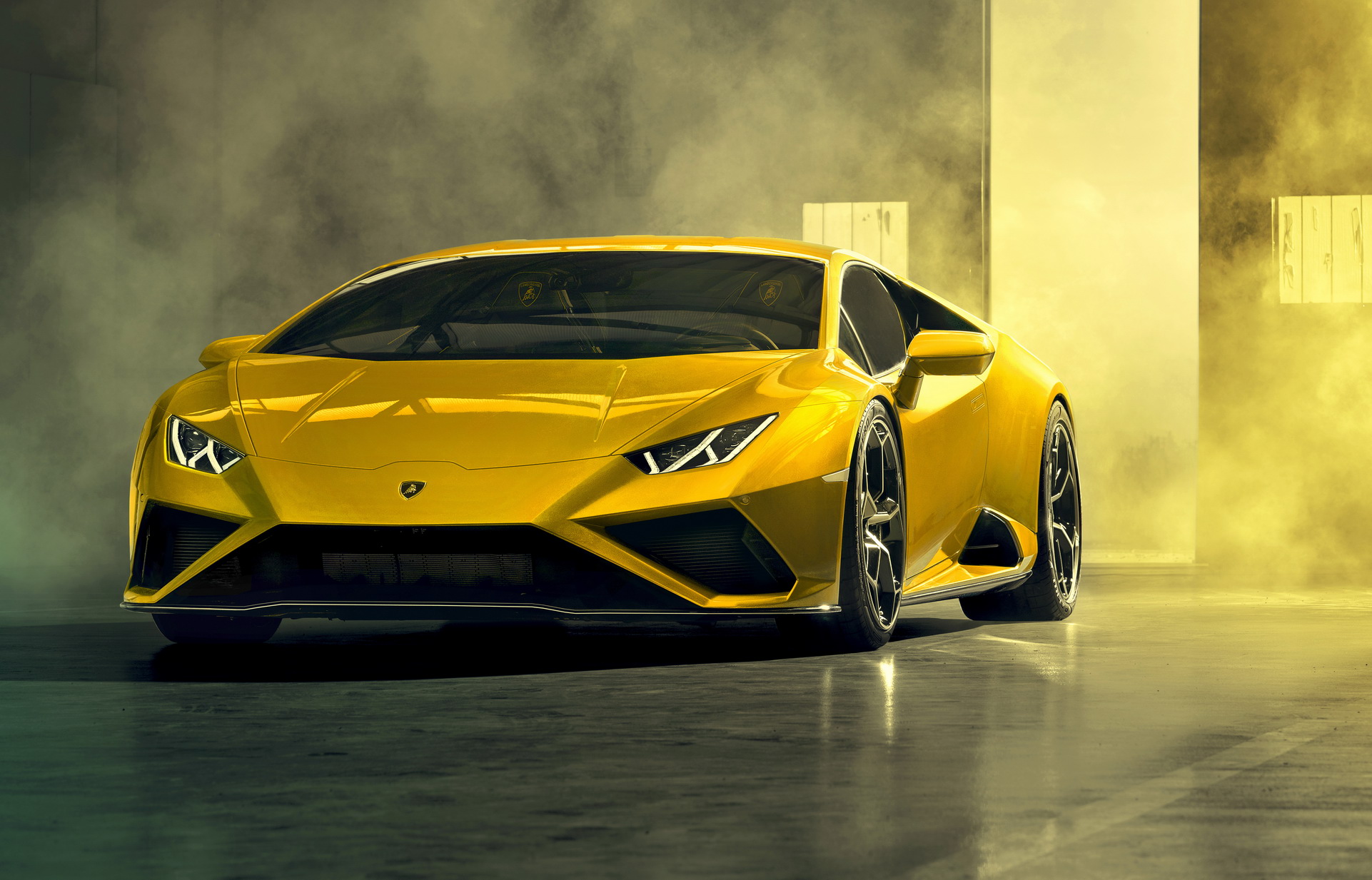 Noul Lamborghini Huracan EVO RWD