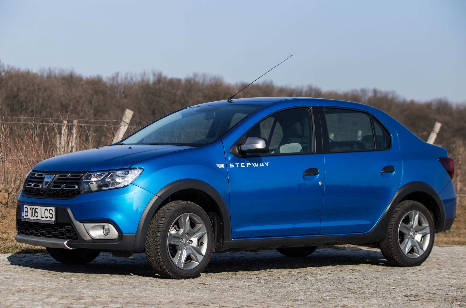 Купить новый Renault Sandero II Рестайлинг Stepway 1.6 MT (82 л.с.) бензин механ