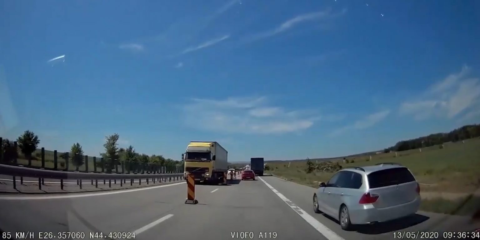 Un șofer de BMW furnizează „cea mai nouă fitză pe autostrada A2”