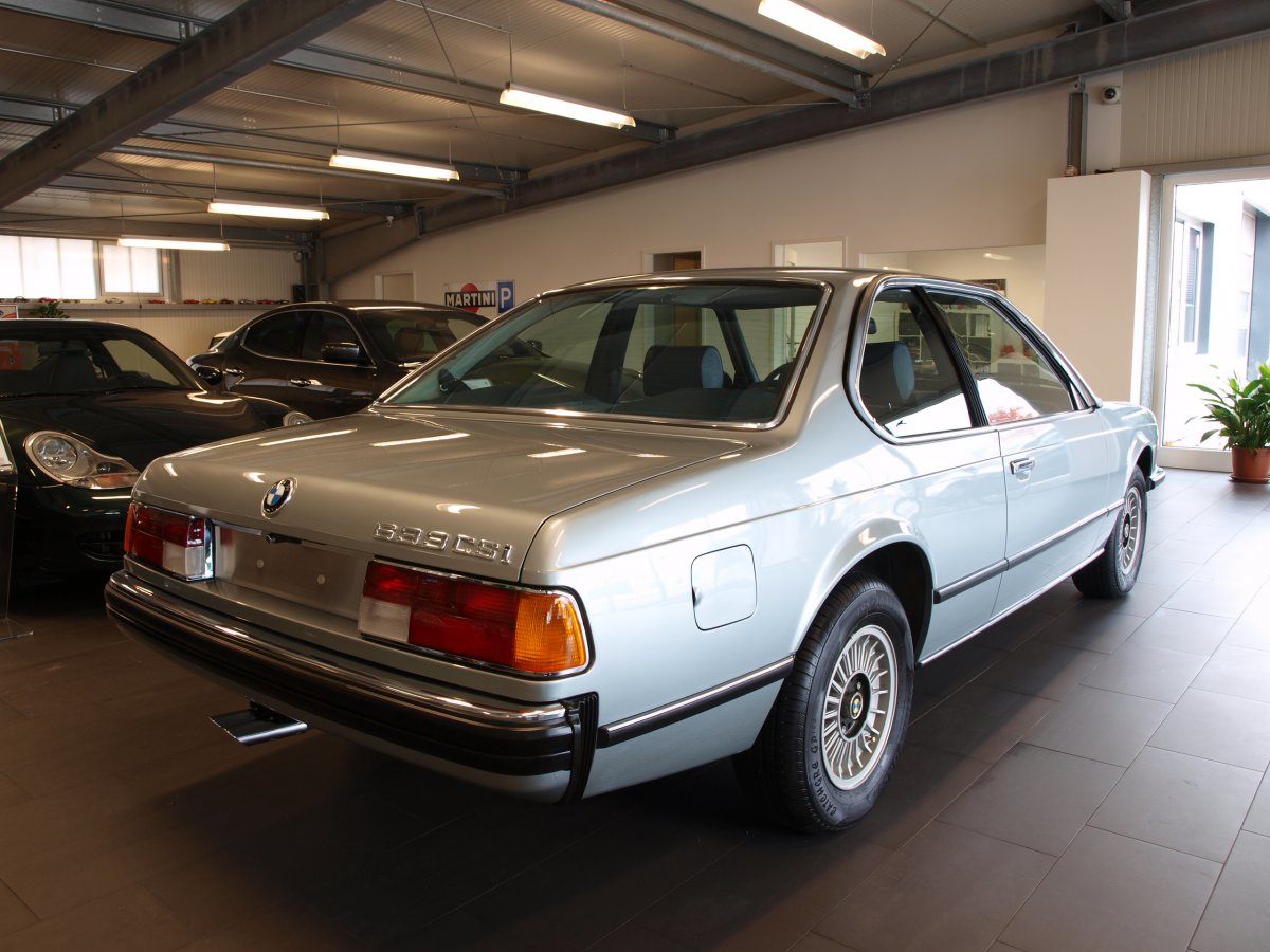 Se vinde un BMW produs în1979. Deși are 41 de anI nu este ieftin deloc - GALERIE FOTO