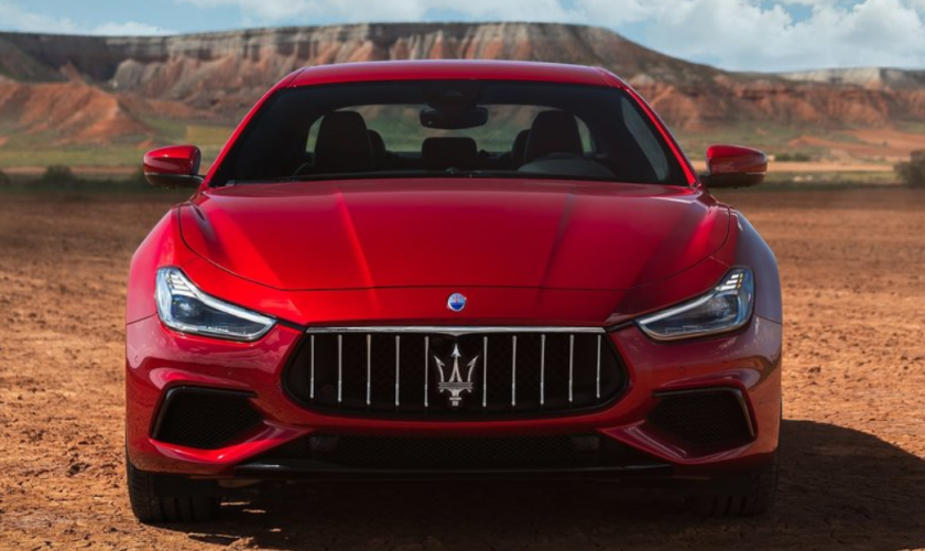 astfel pornește următorul capitol din povestea Maserati: primul motor hibrid din istoria mărcii.