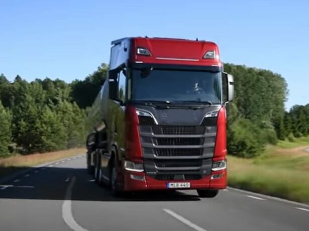 Camioane Scania V8 (1)