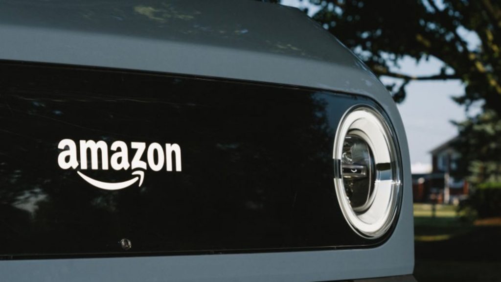 Amazon are peste 50.000 de vehicule electrice în flota sa de livrări. Majoritatea sunt produse de Rivian