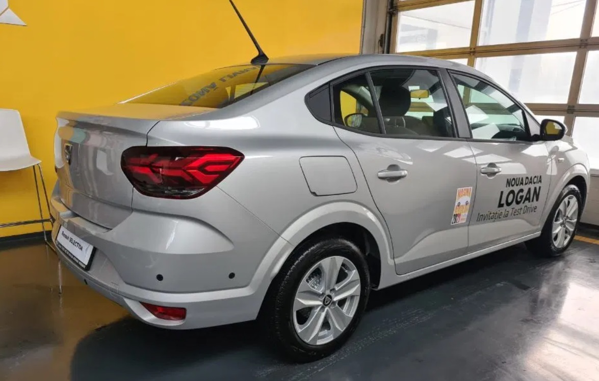  Noua Dacia Logan a ajuns deja pe autovit. Cât costă noul model rulat? 