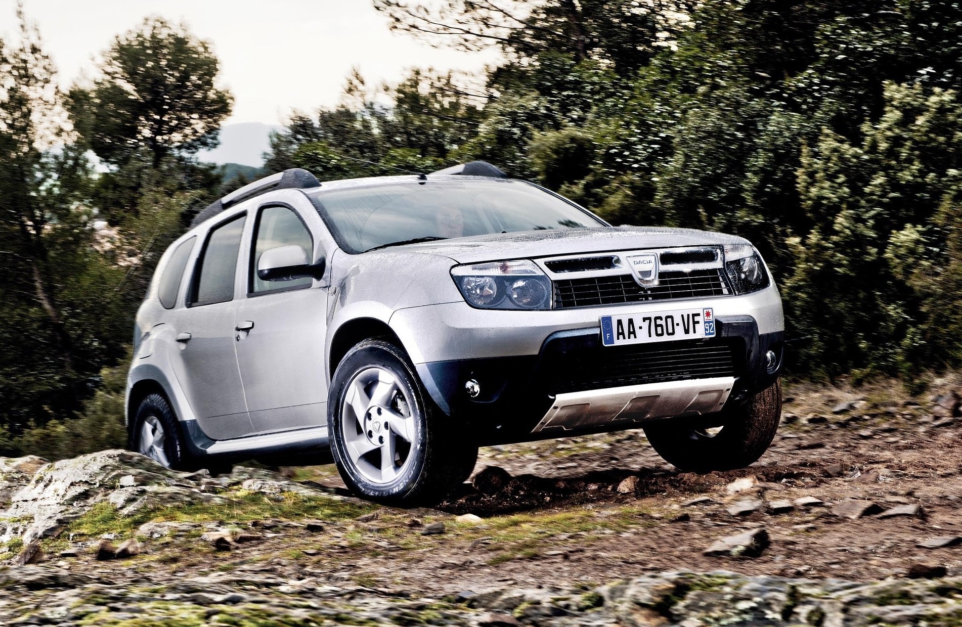 Duster Rugina Este Dacia Duster protejată împotriva ruginii și coroziunii? Cum arată ...
