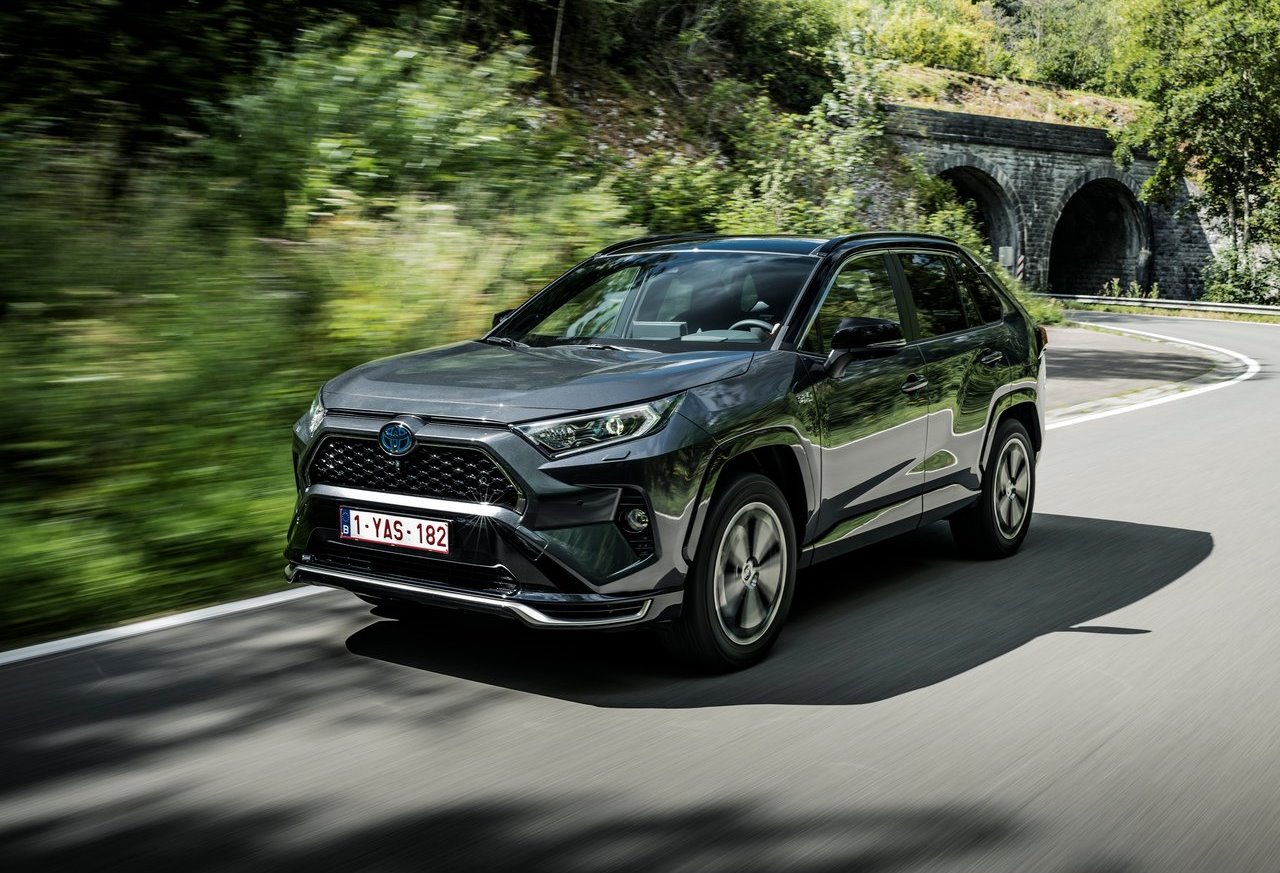 ¿Cuánto cuesta el Toyota RAV4 híbrido enchufable en Rumanía? Noticias