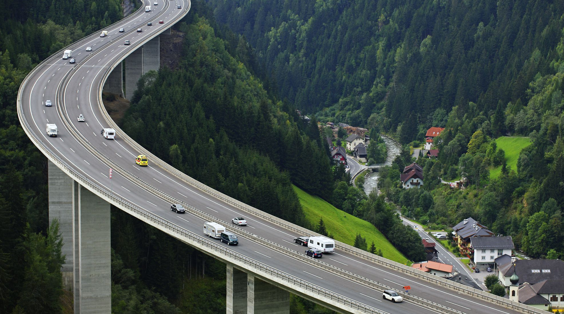 cycle Spread front Decizie radicală: Austria nu va mai construi autostrăzi noi. De ce?