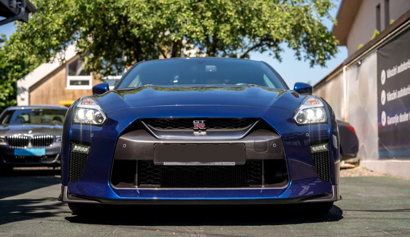 Cum arată singurul Nissan GT-R de pe Autovit. Cu cât se vinde sportiva