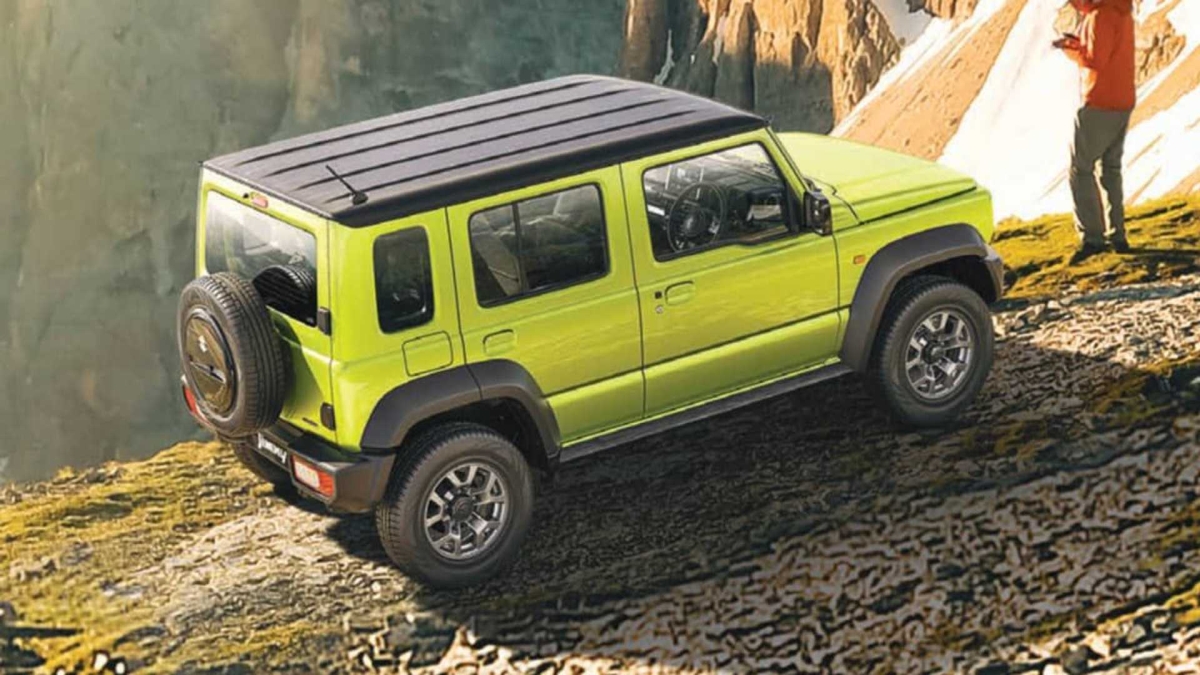 Suzuki ha revelado el nuevo Jimny. El pequeño SUV japonés también está