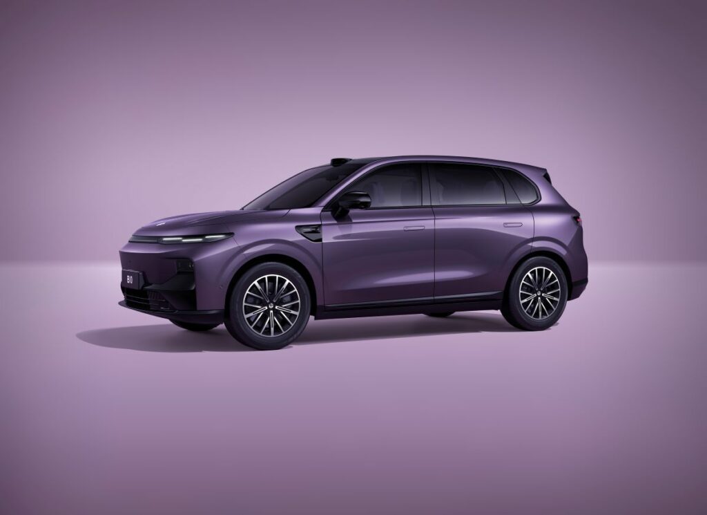 Stellantis își revizuiește strategia: noi provocări financiare