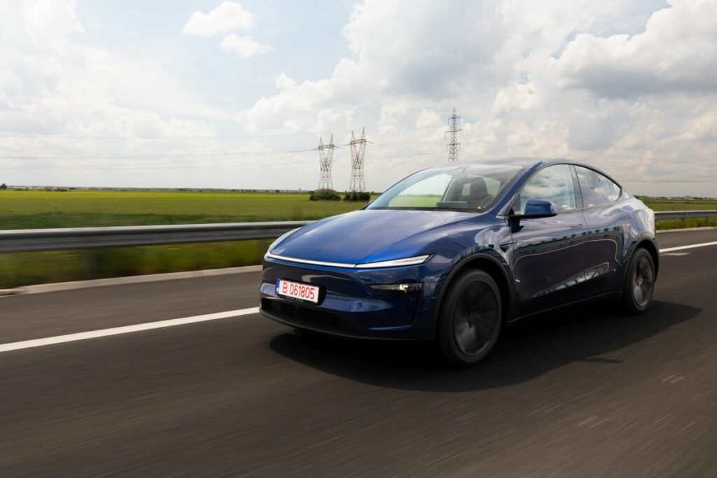 Vehicule electrice: Reducerea consumului de petrol în 2025