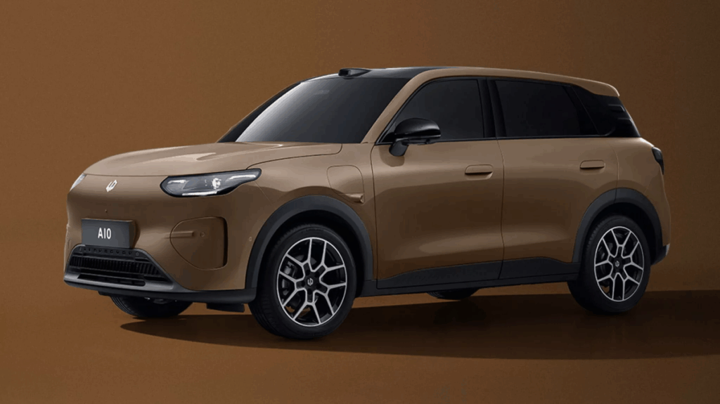Chinezii de la Leapmotor lansează modelul A10! Cum arată noul rival al lui Atto 2
