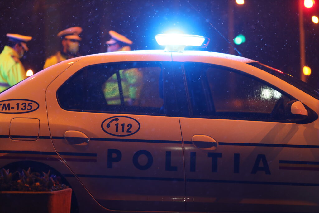 Tragedie în București: Taximetrist găsit mort în zăpadă Tragedie în București: Taximetrist găsit mort în zăpadă
