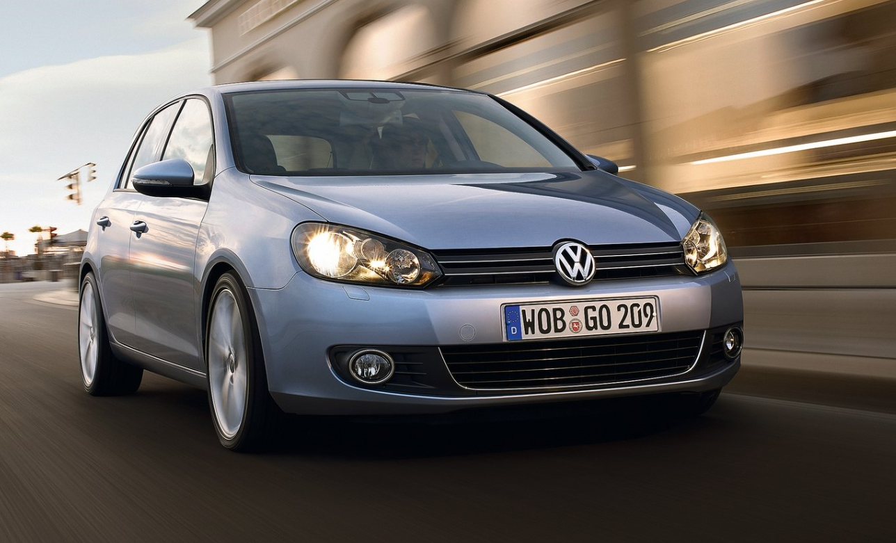 Exclusiv | Top 5 Cele mai bine vândute mașini SH din România în 2025. Preferințe: motorină vs. benzină