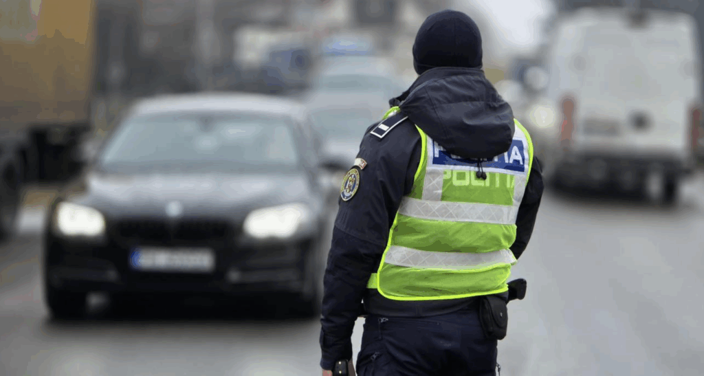 Ceața densă și poleiul: Avertizări pentru șoferii din România