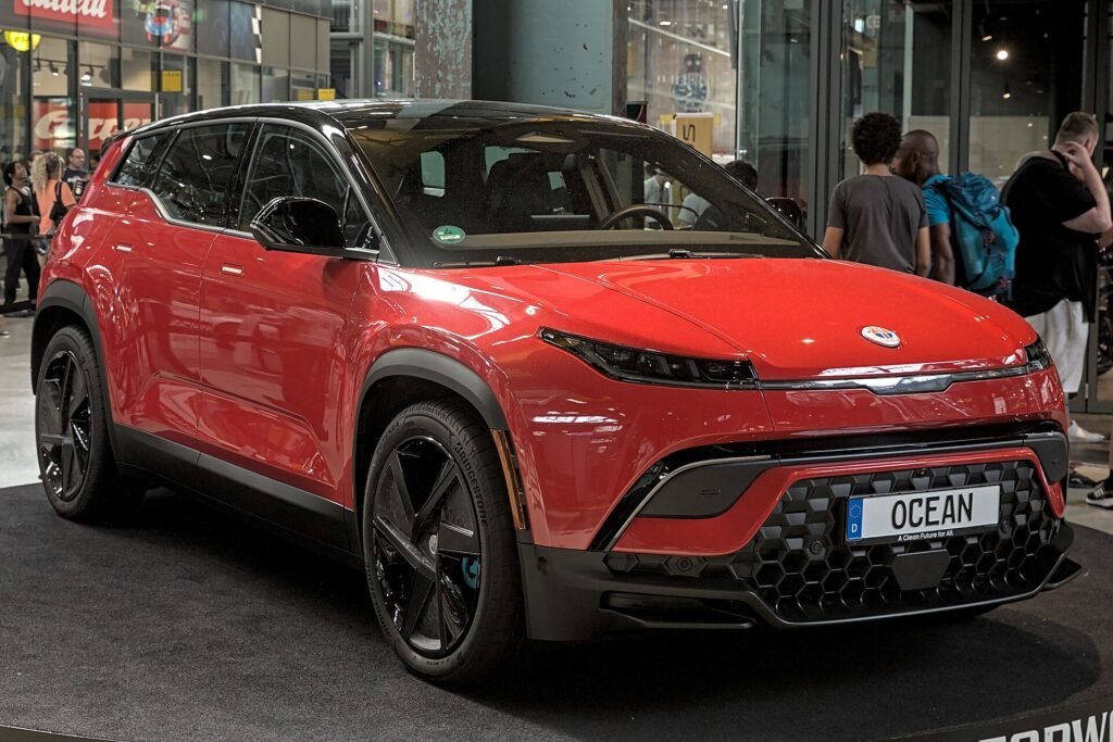 Dependenta de Software: Riscurile Vehiculelor Moderne Dependenta de Software: Riscurile Vehiculelor Moderne