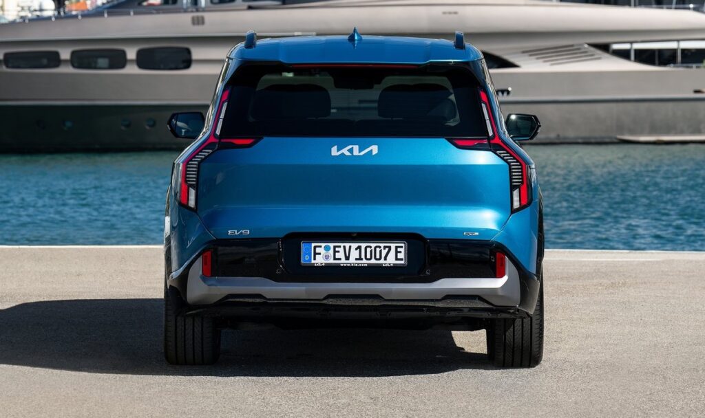 Restricții pentru vehicule în parcările publice din UK