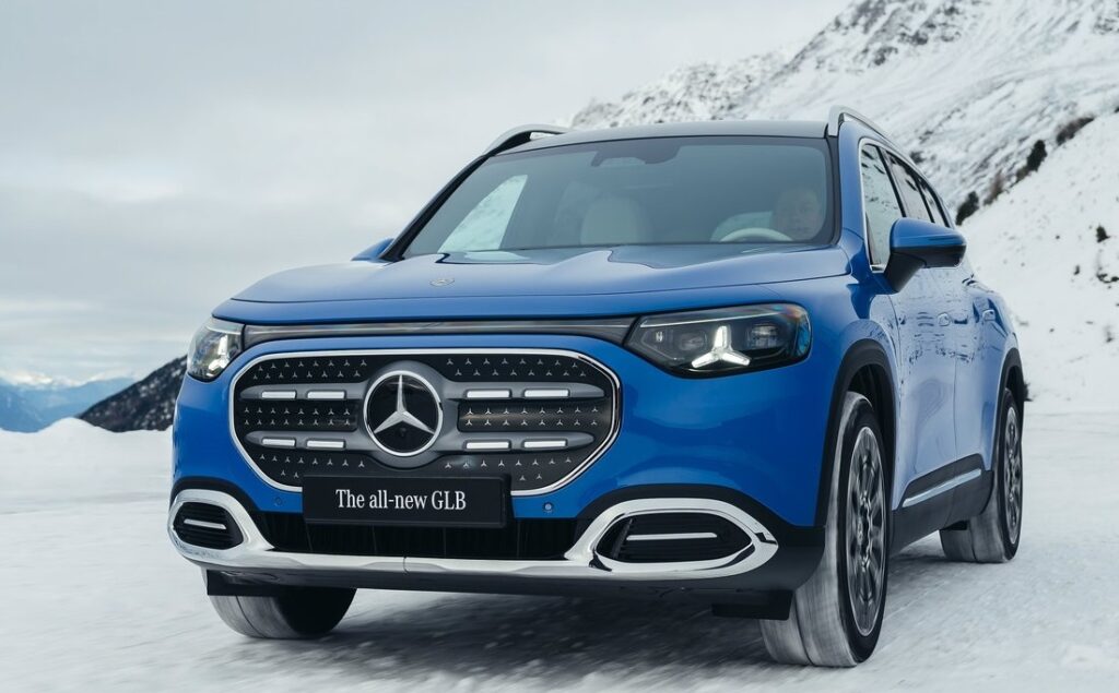 Lansare Mercedes-Benz GLB 250+: SUV electric în România