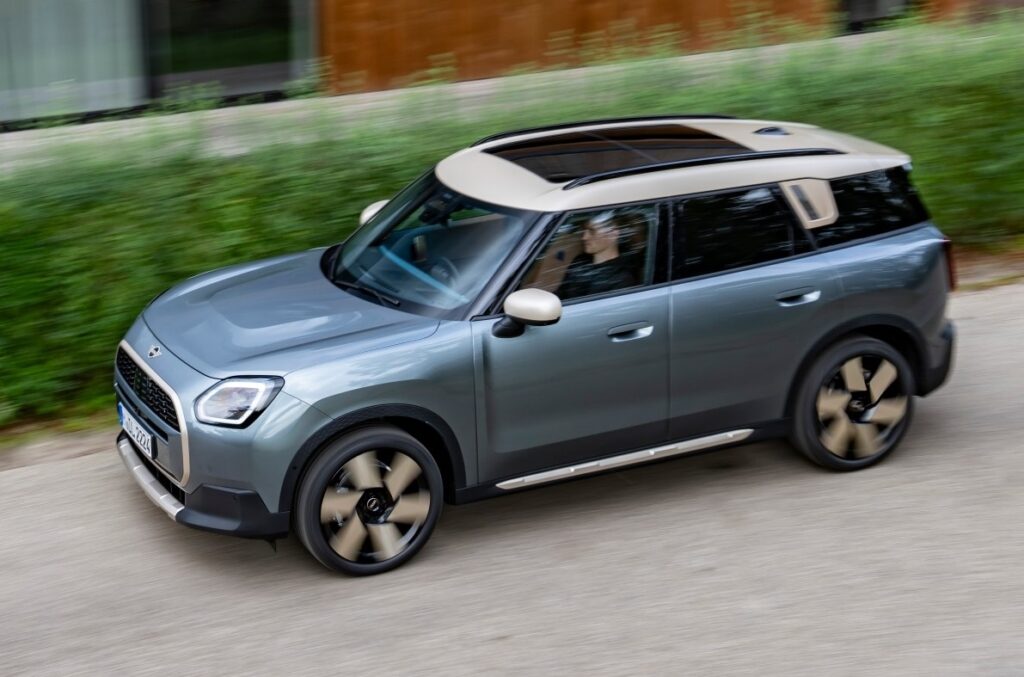 MINI Countryman ONE: Noua versiune accesibilă din 2026 MINI Countryman ONE: Noua versiune accesibilă din 2026