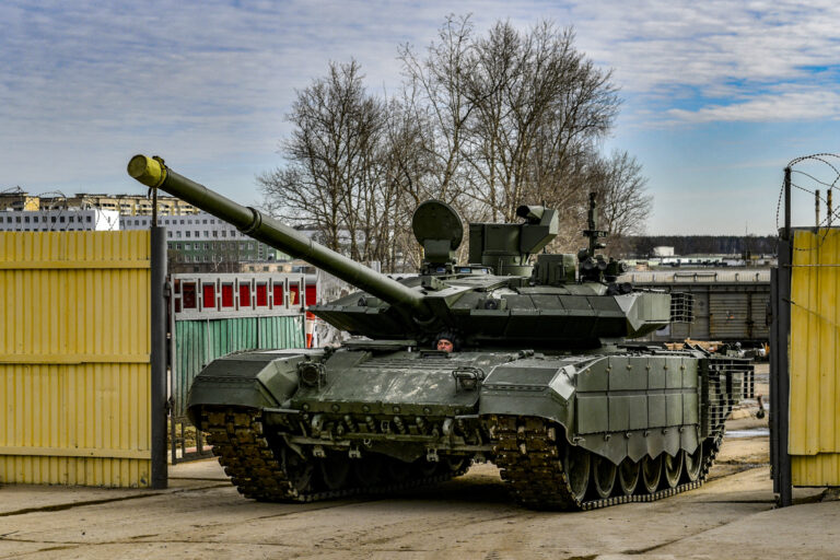 Tanc Rusesc Fabrică rusă de armament, modernizată cu tehnologie europeană