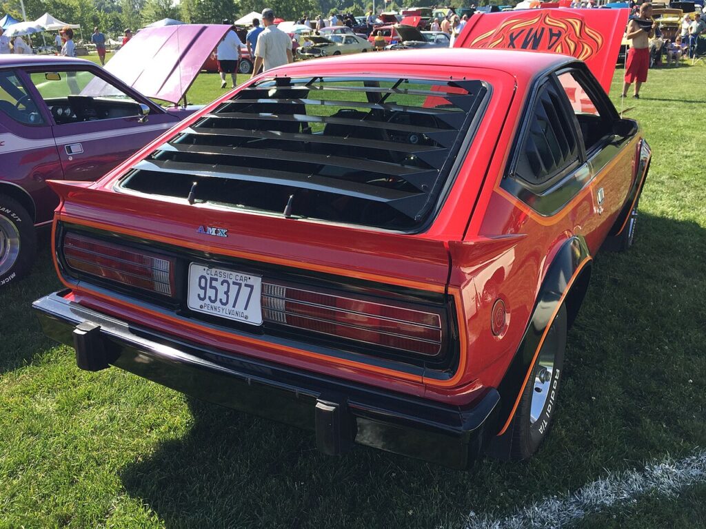 Elementele Cheie ale Muscle Car: Prize de Aer și Lamelei