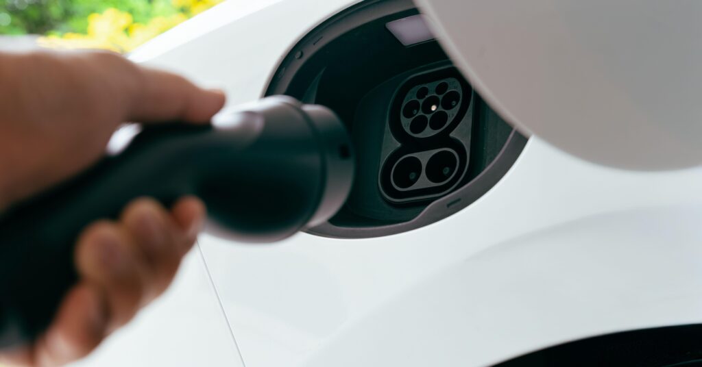 Bateriile vehiculelor electrice din UK: Mai sănătoase decât credeam!