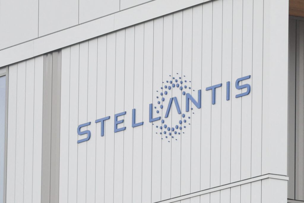 Stellantis: Pierderi uriașe în sectorul vehiculelor electrice
