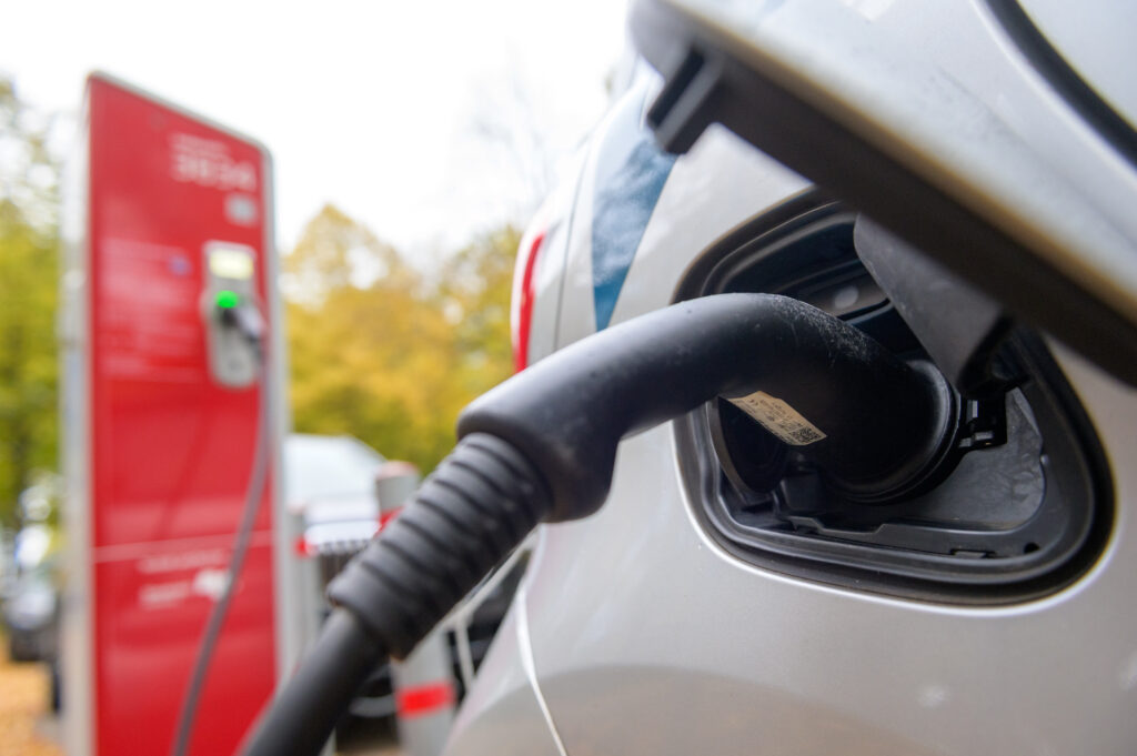 BAIC: Baterie sodiu-ion cu încărcare completă în 11 minute