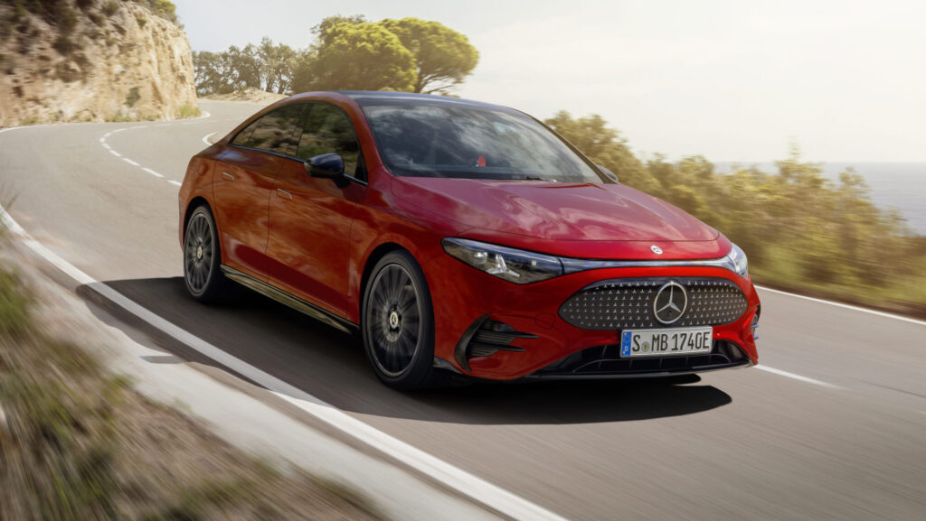 Mercedes-Benz CLA este printre liderii compactelor de lux în Europa. Creștere a vânzărilor de peste 120%