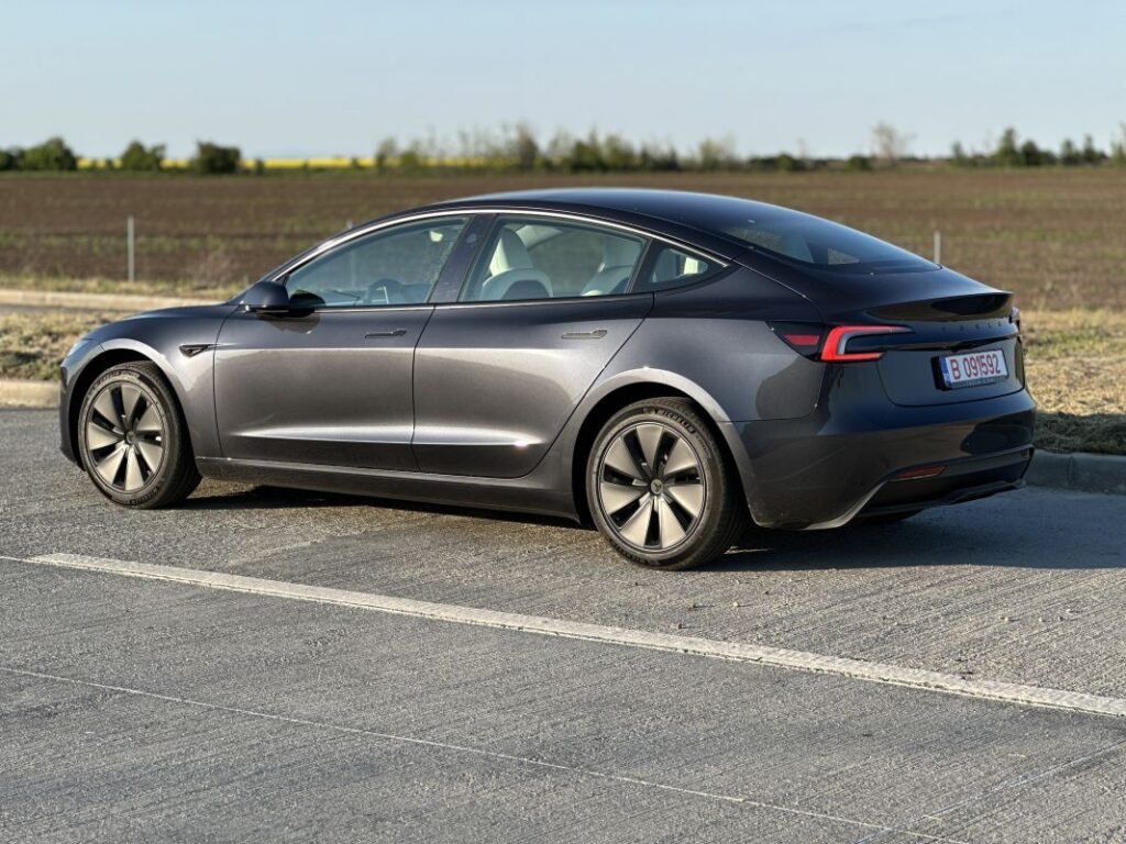 Tesla Își Dublează Sprijinul pentru Mașinile Electrice în România