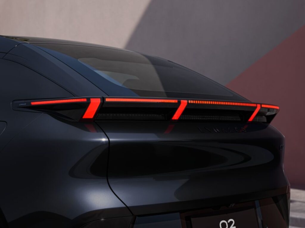 Lynk & Co 02: Actualizări esențiale pentru o experiență îmbunătățită