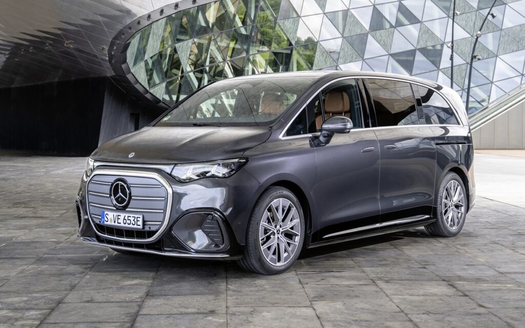 Noul Mercedes-Benz VLE: AMG și Configurație cu 8 Locuri