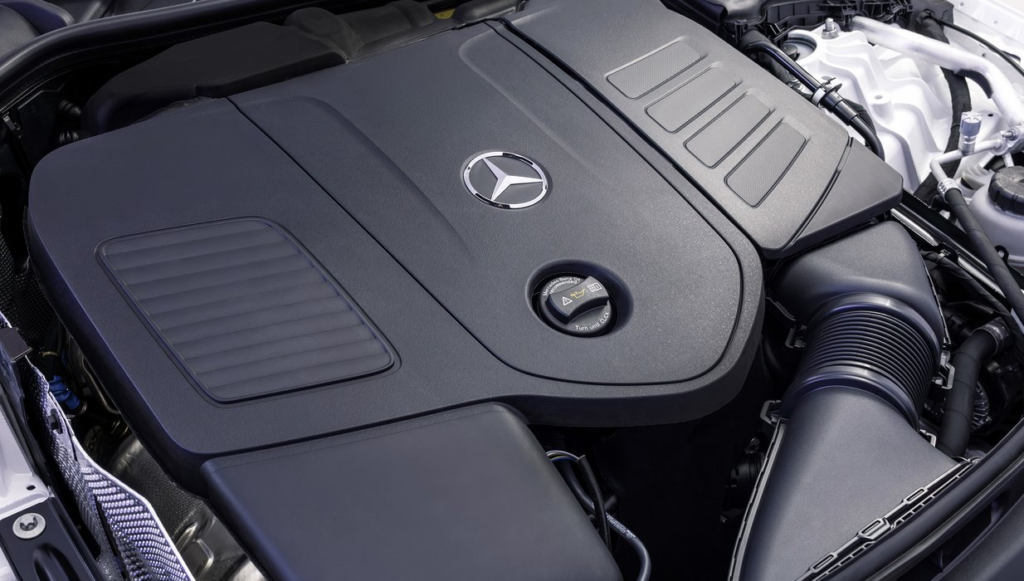 Mercedes pune România pe lista exemplelor pentru reducerea costurilor din Germania Diferență de 82% la costul salarial
