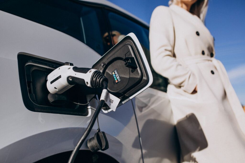 România atinge 10.000 de stații de încărcare electrică