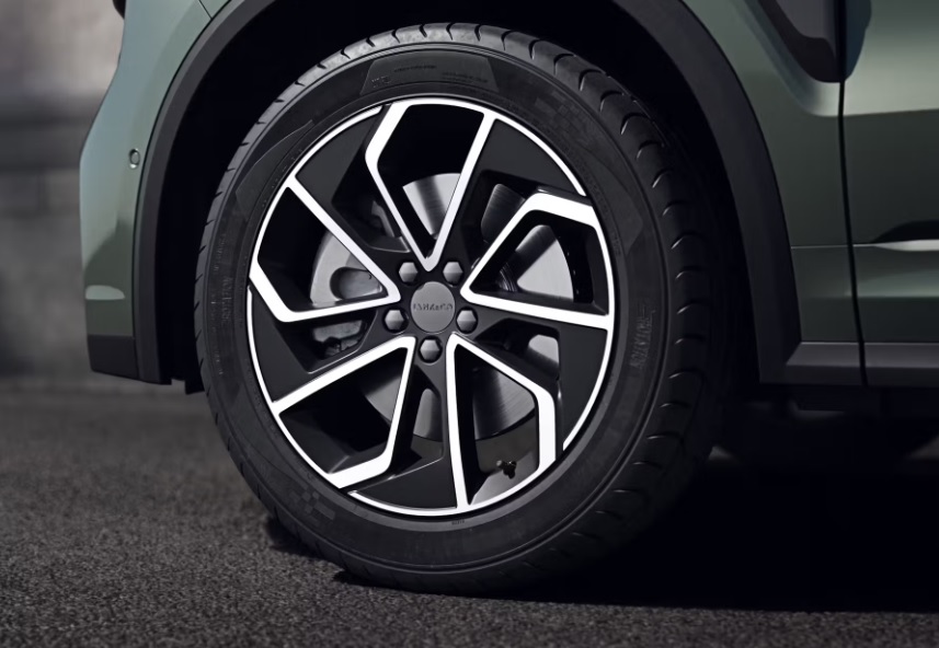 Geely Revoluționează Încărcarea Rapidă a Mașinilor Electrice