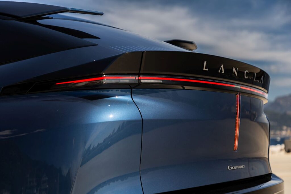 Lancia Gamma 2026: Noul SUV cu motorizări inovatoare