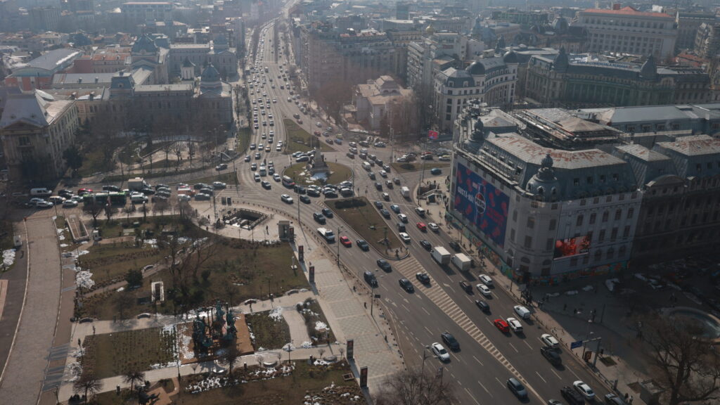În București și Ilfov sunt aproape 2,9 milioane de mașini înmatriculate Aproape jumătate au normă de poluare Euro 4 și sub