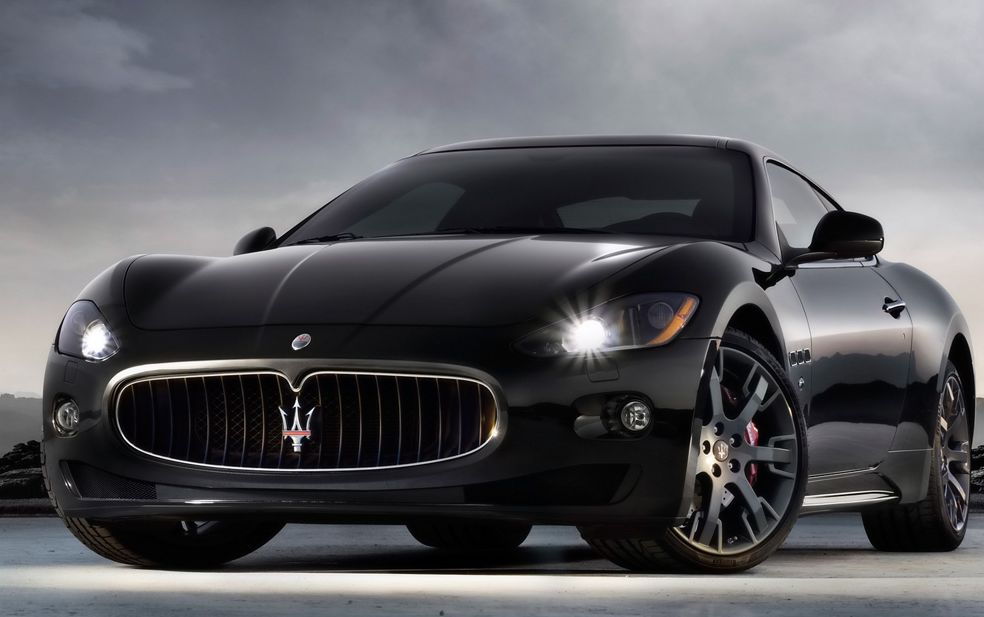 Maserati GranTurismo este una din cele mai frumoase maşini italiene