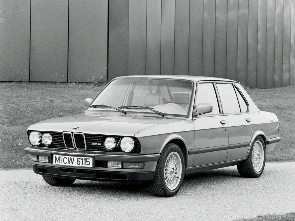 BMW Seria 5 E 28, a doua generatie