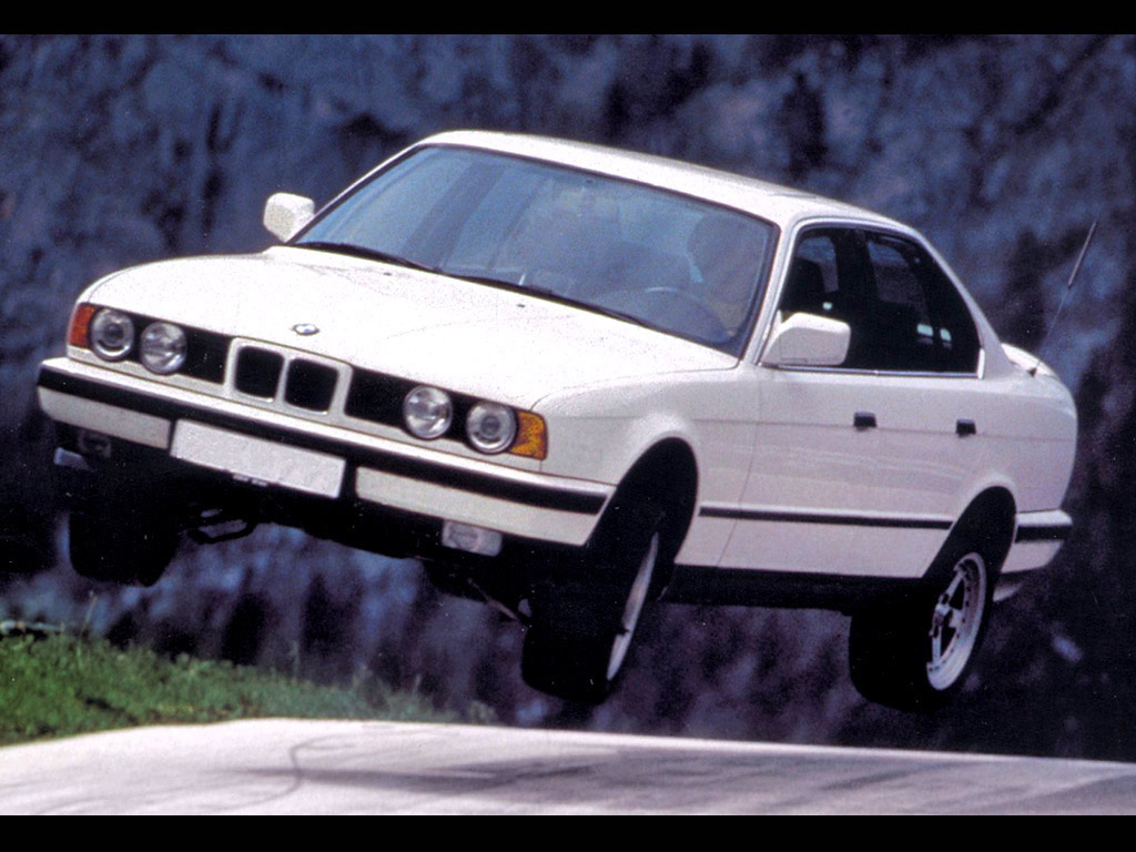 BMW Seria 5 E 34, produs intre 1988 si 1996, a inregistrat peste 1,3 milioane de unitati vandute