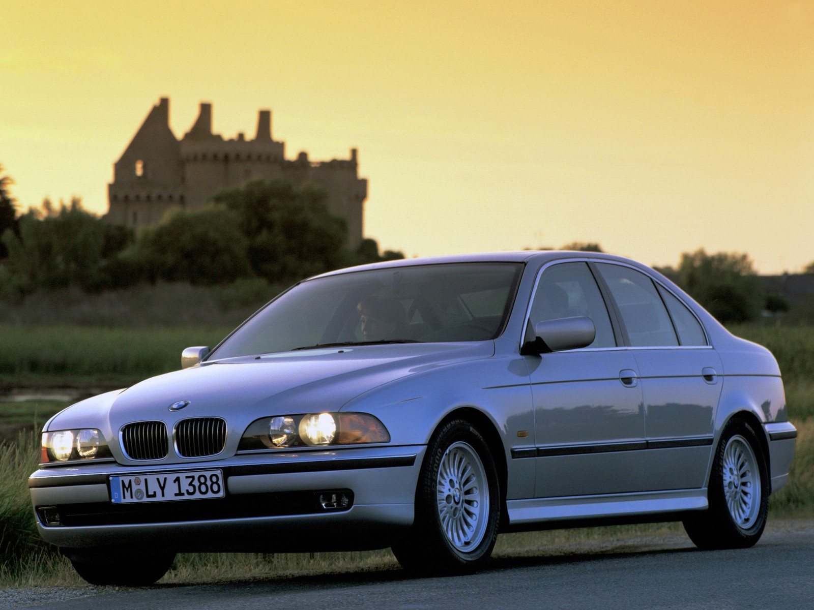BMW Seria 5 E 39 , produsa intre 1996 si 2004, s-a vandut in aproape 1,47 milioane de unitati