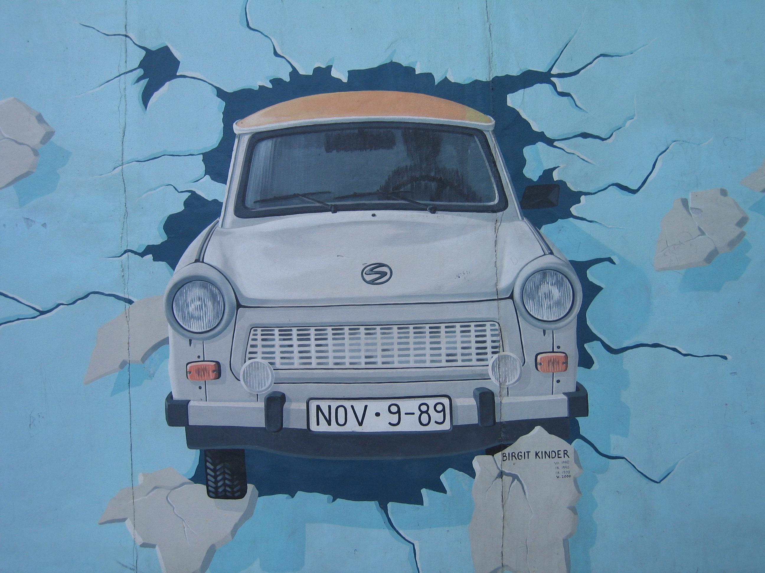 Trabant - grafitti Berlin