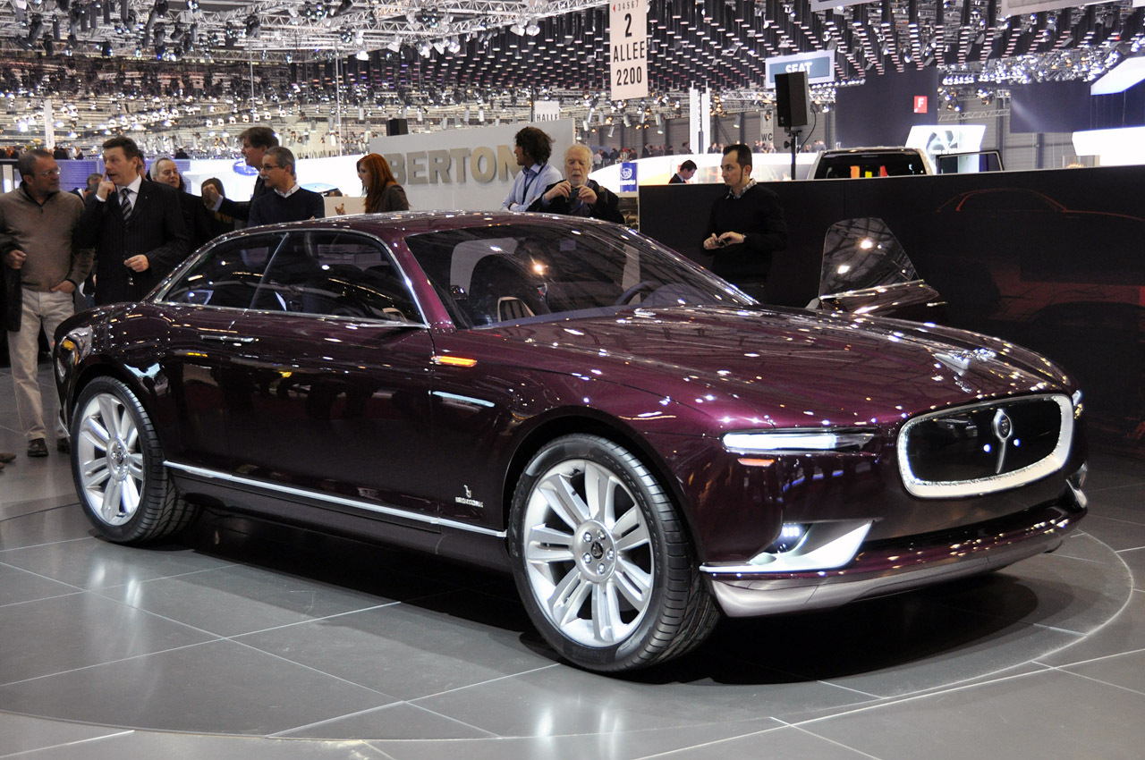 Oficialii Jaguar nu sunt interesaţi de propunerea Bertone B99