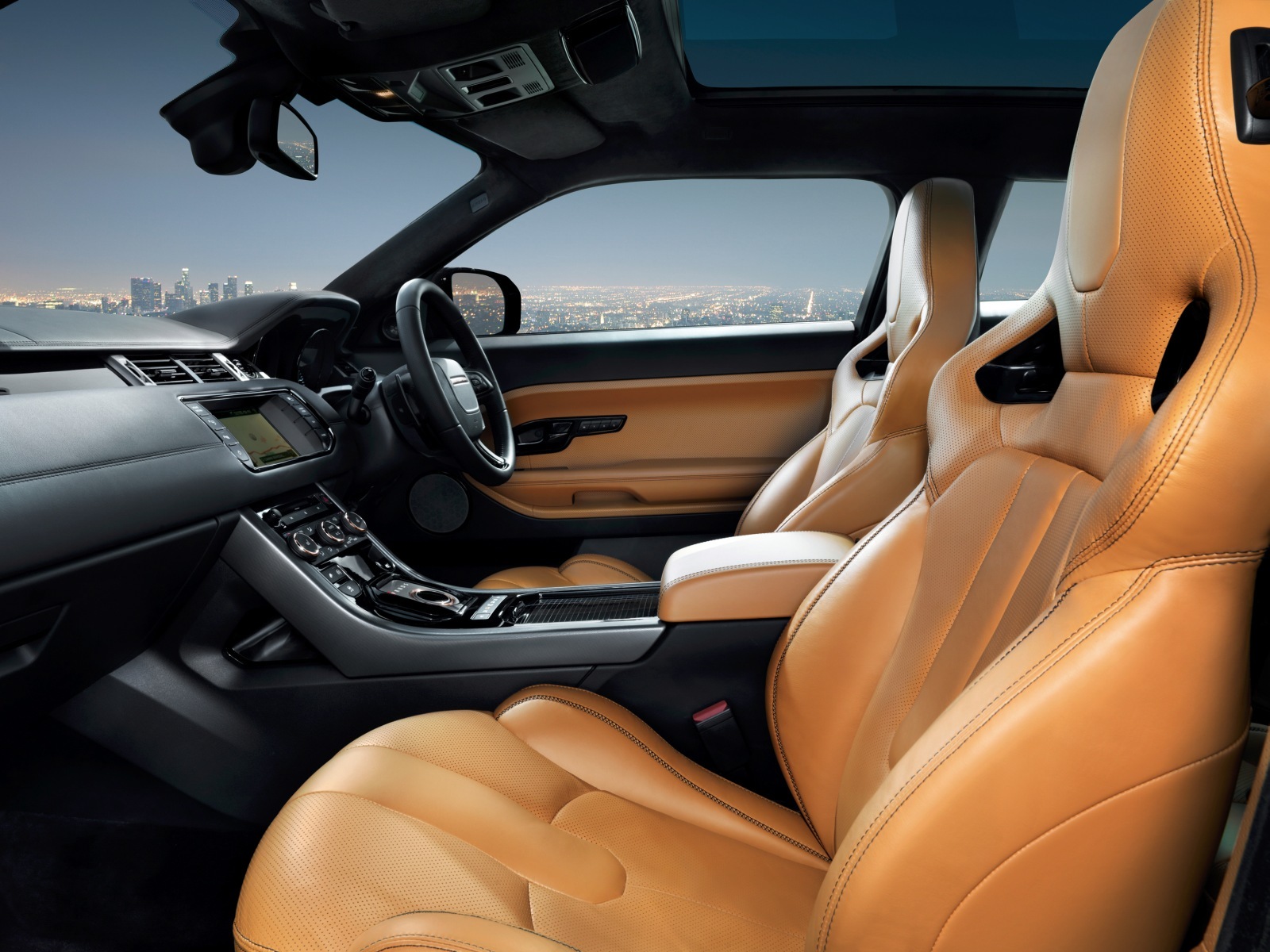 Interior foarte luxos pentru Range Rover Evoque with Victoria Beckham
