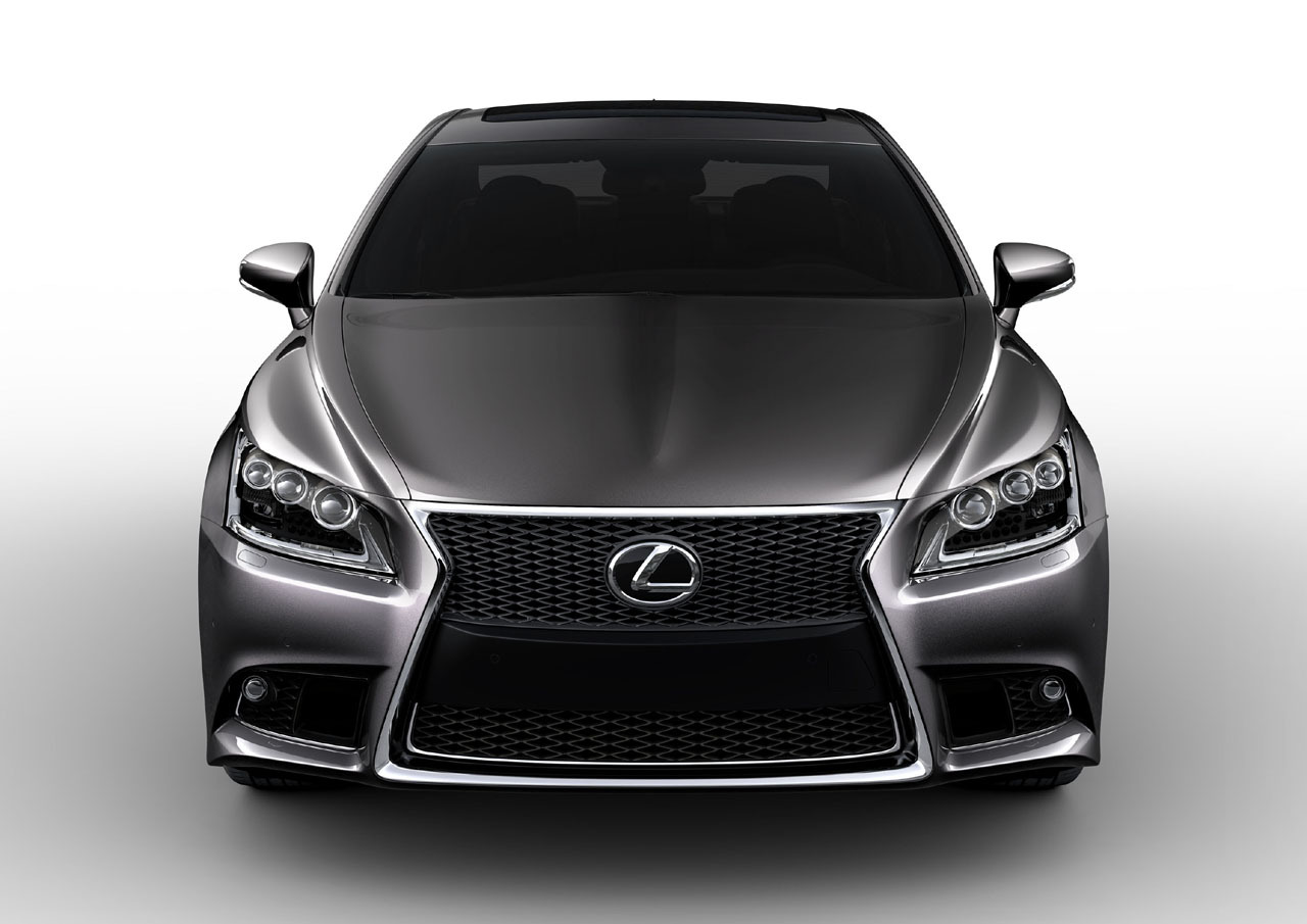 Pentru cei pretentiosi se ofera si pachetul F-Sport pe Lexus LS facelift