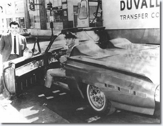 Masinile lui Elvis Presley - Ford Thunderbird 1962 