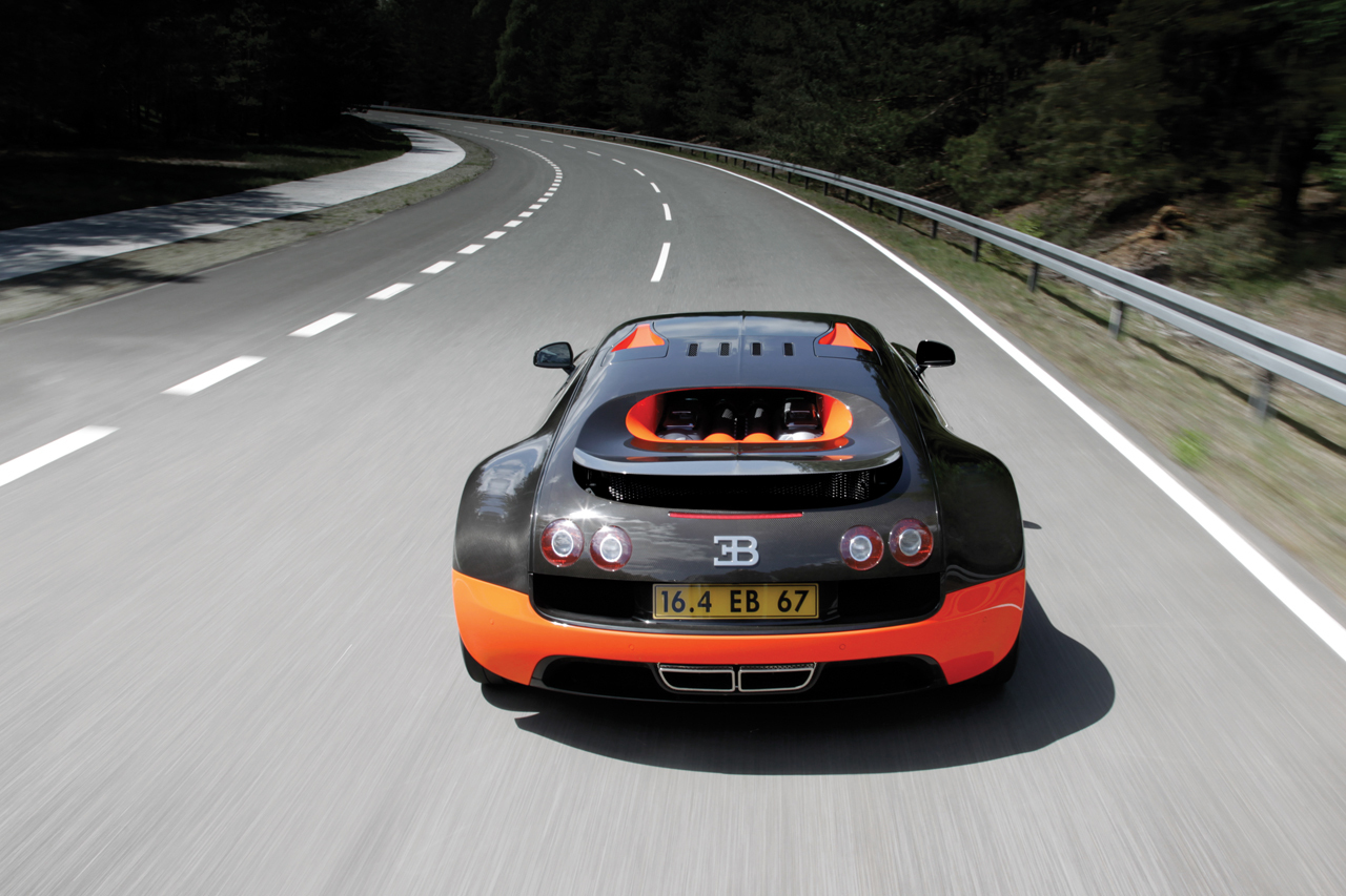 Bugatti Veyron Super Sport spate